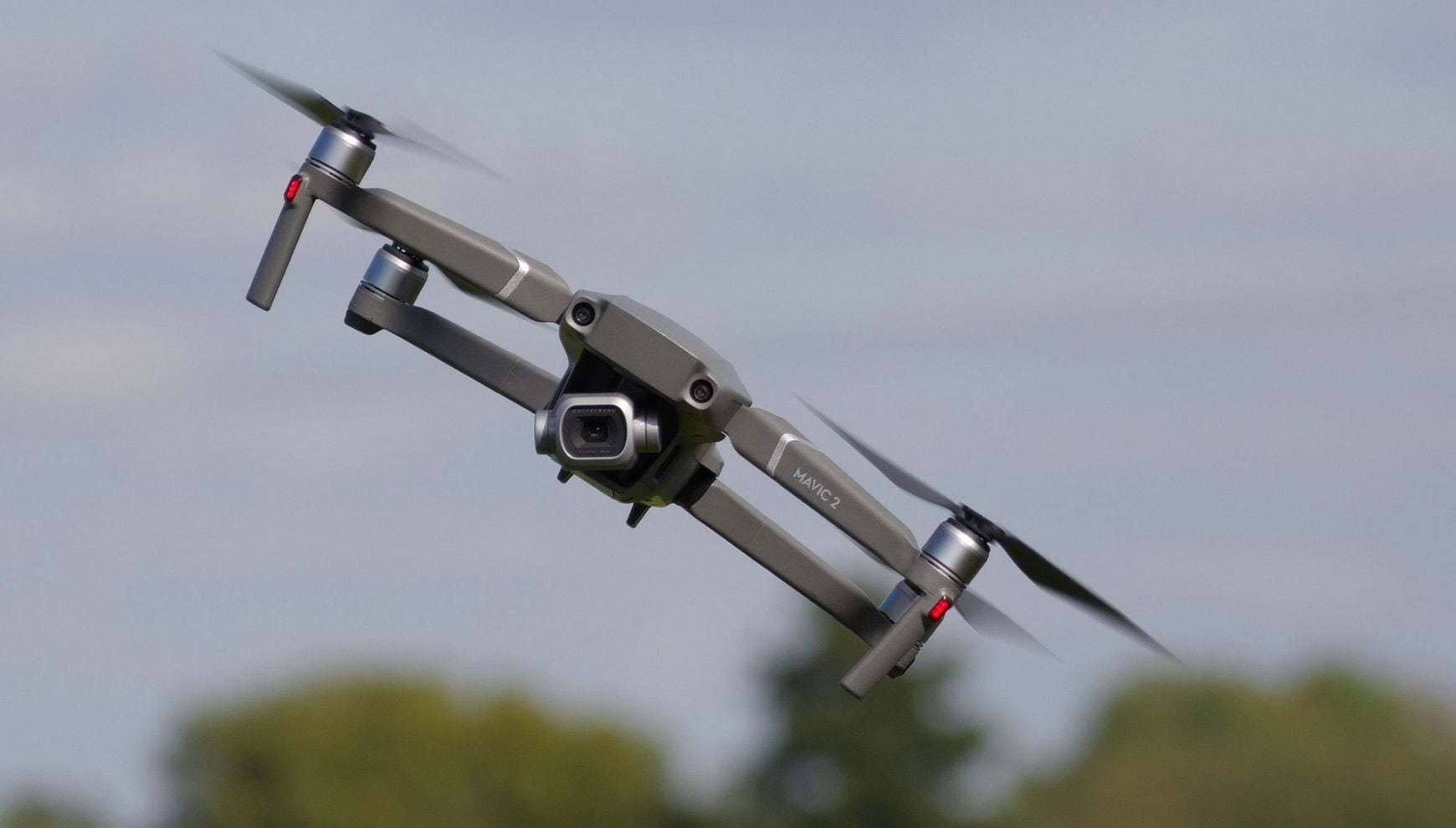 Las zonas “No Drone Zone” abarcan estadios, fan zones y Fan Fest, y cualquier vuelo sin permiso puede terminar con tu dron derribado y una multa de varias cifras en dólares (Foto: Pixabay / bt_real)