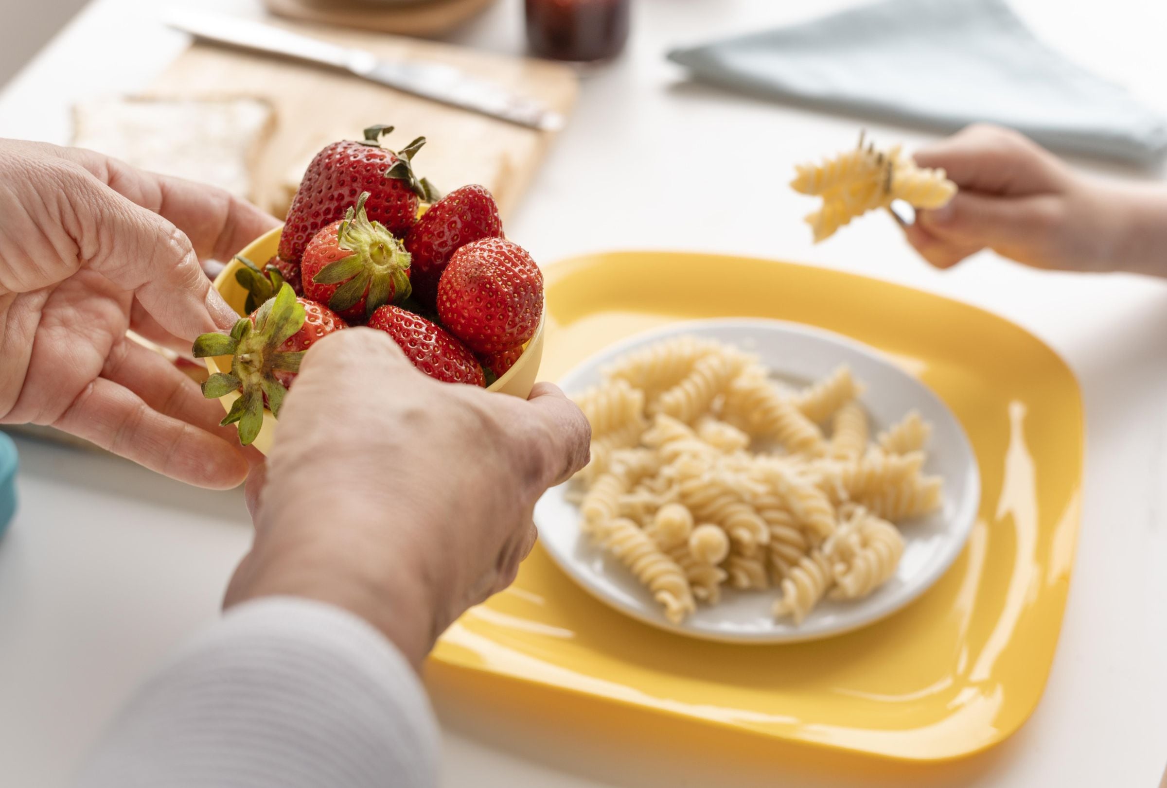 ¿Sin papeles y con hijos en la escuela? Lo que debes saber de SUN Bucks y la comida gratis en verano (Foto: Freepik)