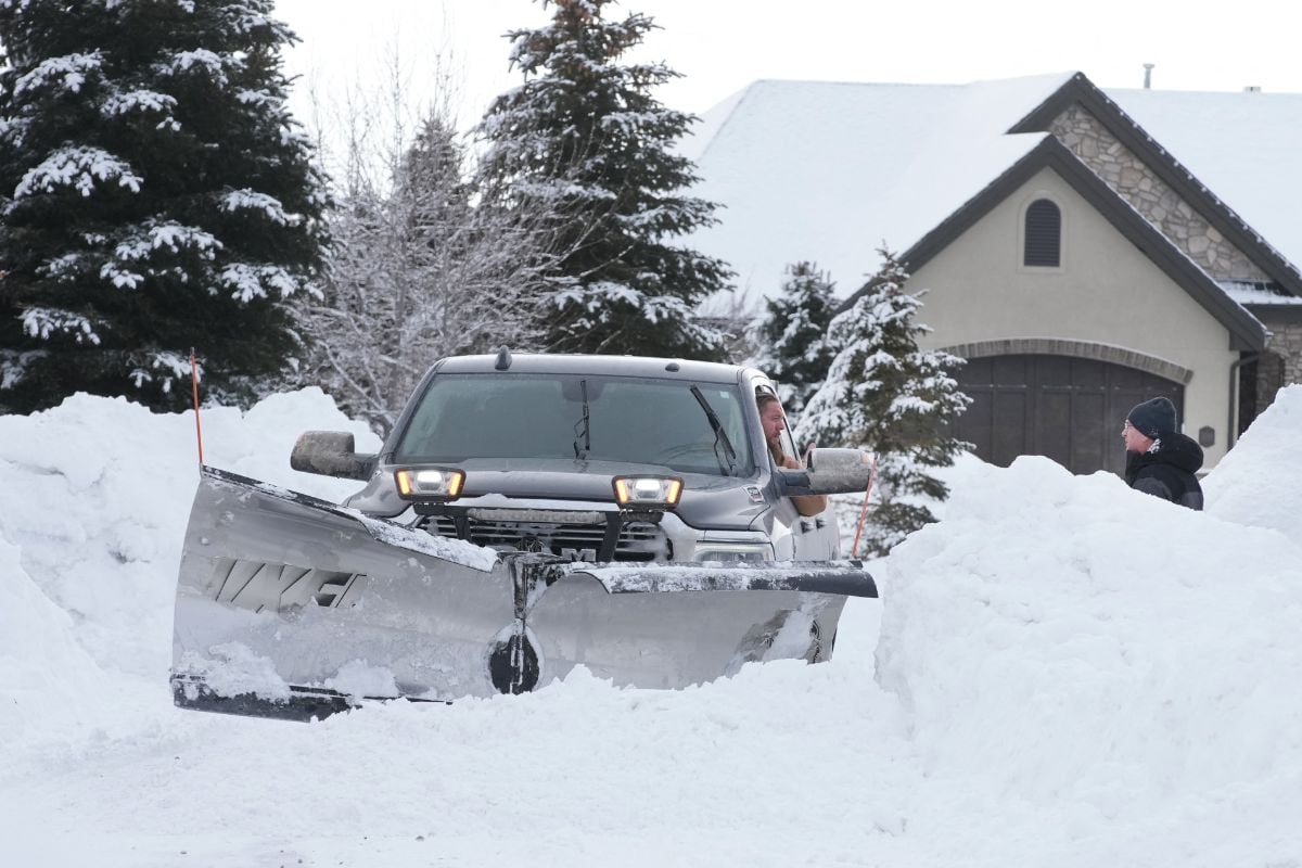 Las acumulaciones de nieve y el aire gélido impediría que las puertas y ventanas se abran con facilidad. (Crédito: AFP)