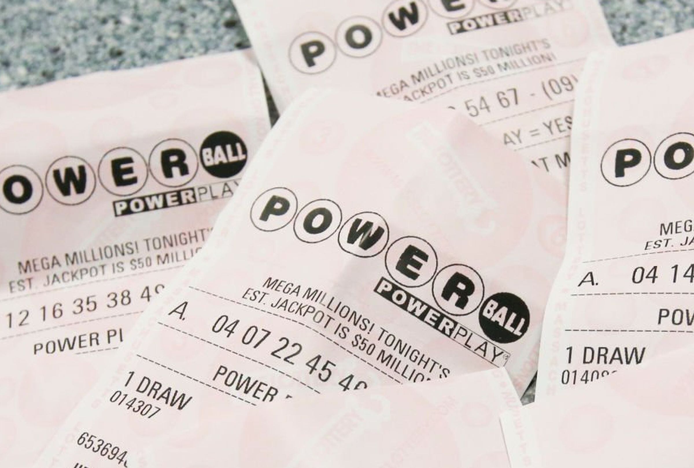 Conoce aquí en qué estado de EE.UU. se compró el boleto de Powerball ganador de 50 mil dólares. (Foto: Nicolaus Czarnecki / MediaNews Group / Boston Herald vía Getty Images)