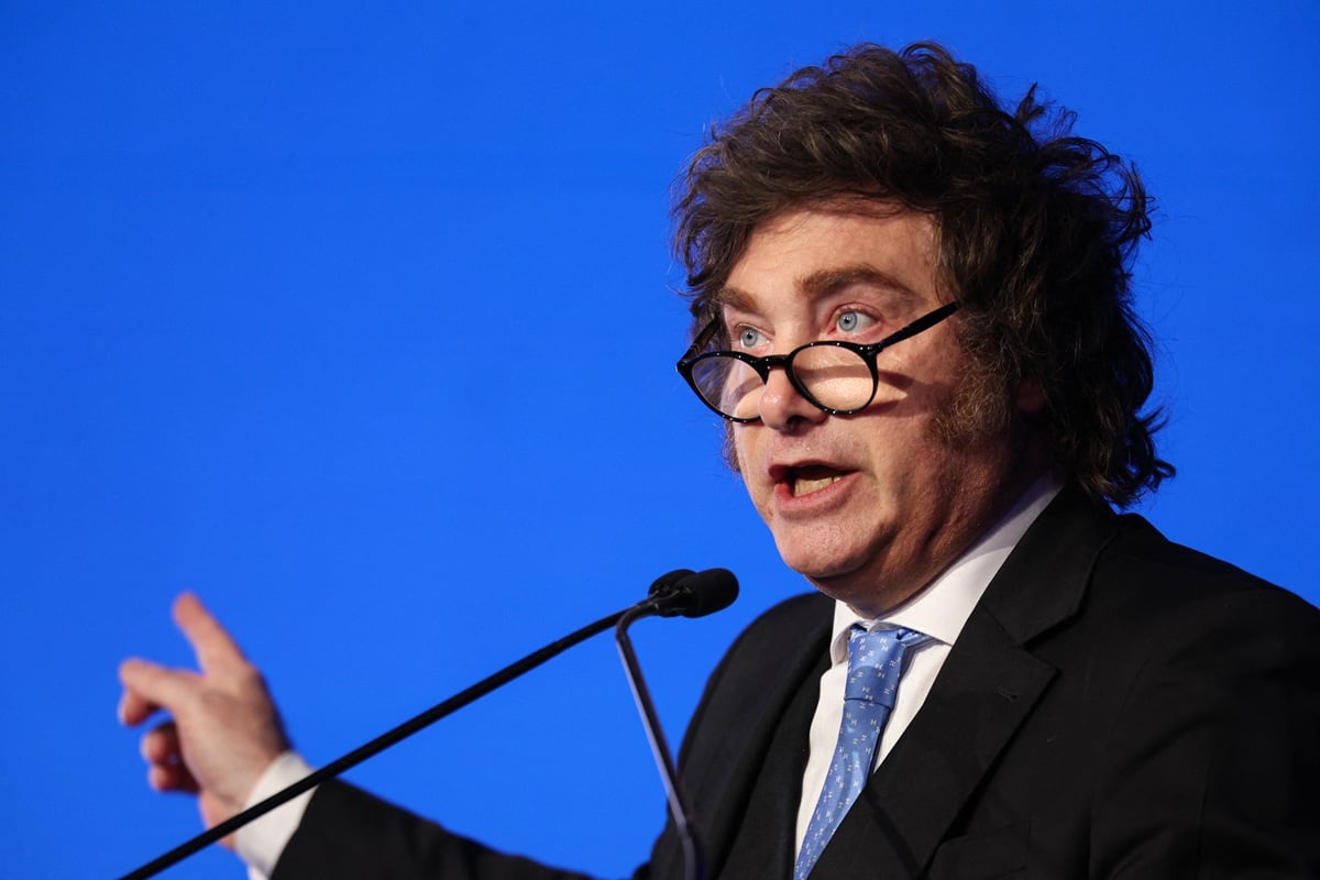 El presidente argentino Javier Milei pronuncia un discurso durante la 29ª Conferencia Global anual del Instituto Milken en el hotel Beverly Hilton de Beverly Hills, California, el 6 de mayo de 2026. (Patrick T. Fallon / AFP)