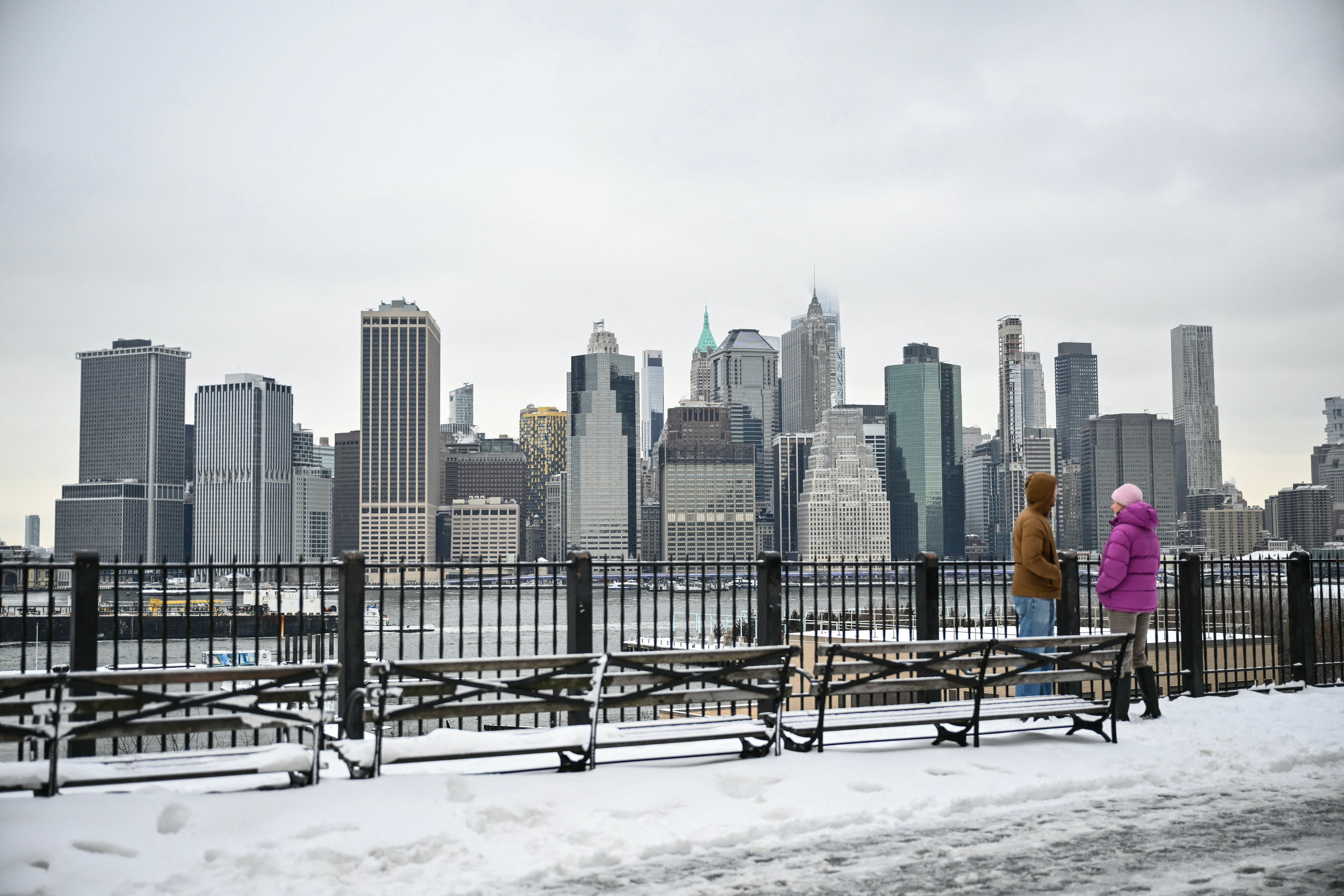 Nueva York seguirá registrando un mal tiempo; se esperan nevadas y bajas temperaturas en esta semana. (Crédito: ANGELA WEISS / AFP)