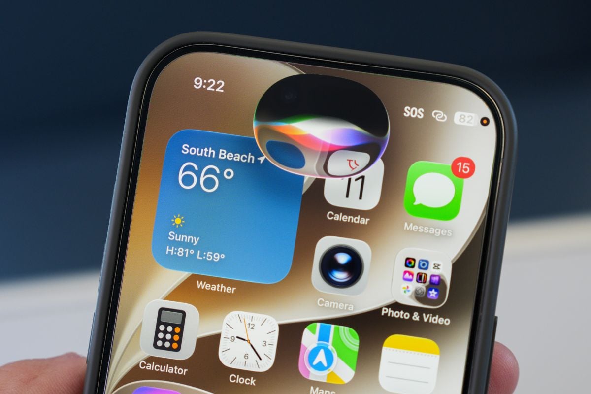 Siri AI en un iPhone. Fotógrafo: Chris Welch/Bloomberg
