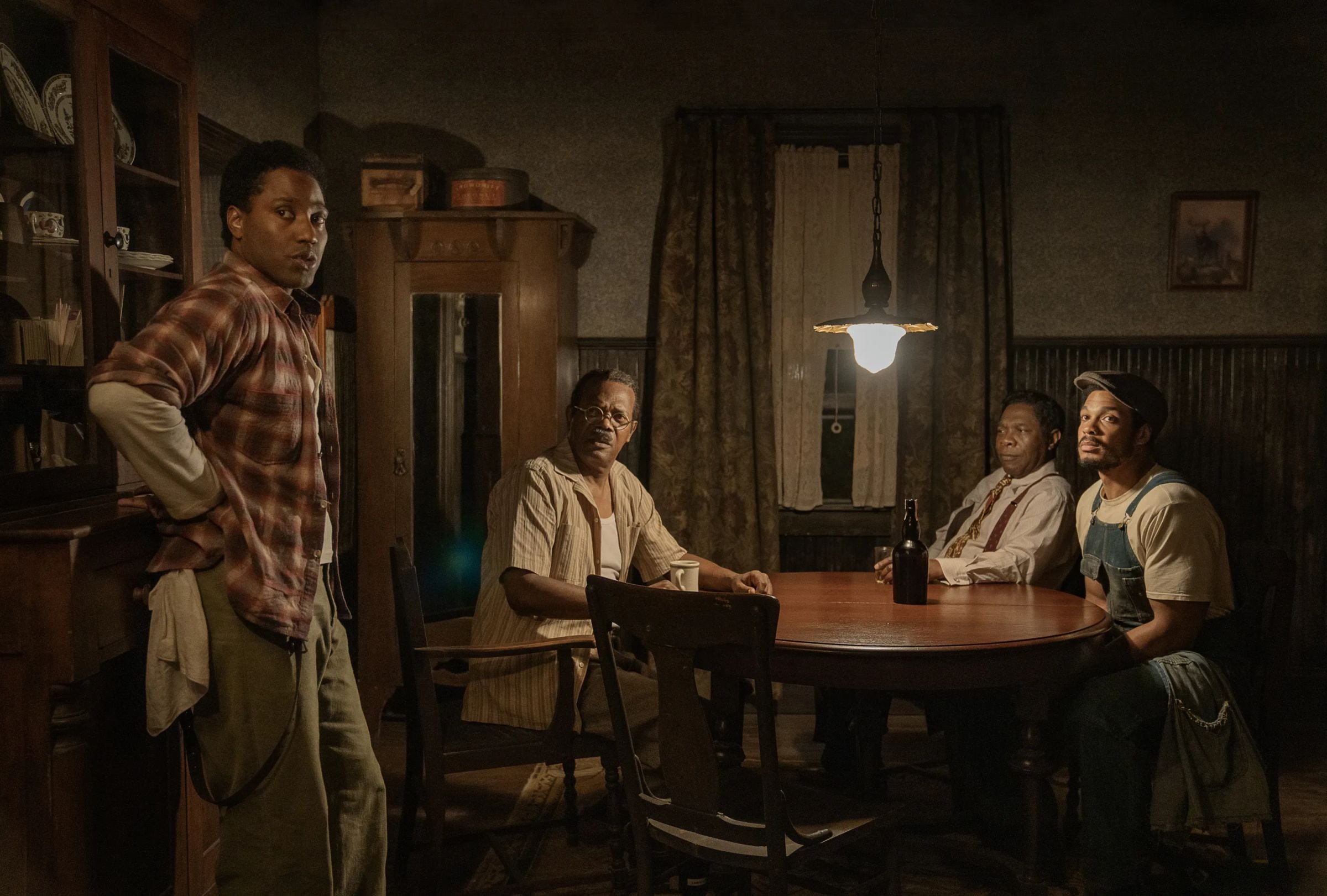 "La lección del piano" sigue las vidas de la familia Charles en la casa de los Doaker Charles y una reliquia, el piano familiar (Foto: Mundy Lane Entertainment / Netflix)