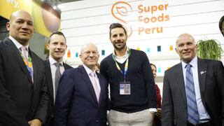Claudio Pizarro fue elegido como vocero internacional de la marca Superfoods Perú