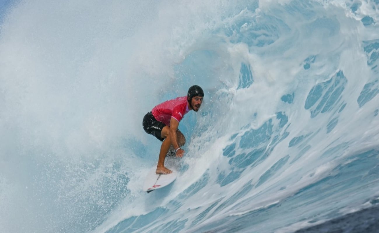 El surf es deporte olímpico desde 2020. En París 2024, Perú estuvo a poco de conseguir una medalla olímpica gracias a Alonso Correa. (Fuente: AFP)