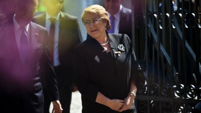 Bachelet alarmada por crisis en Venezuela llama a consultas a embajador chileno