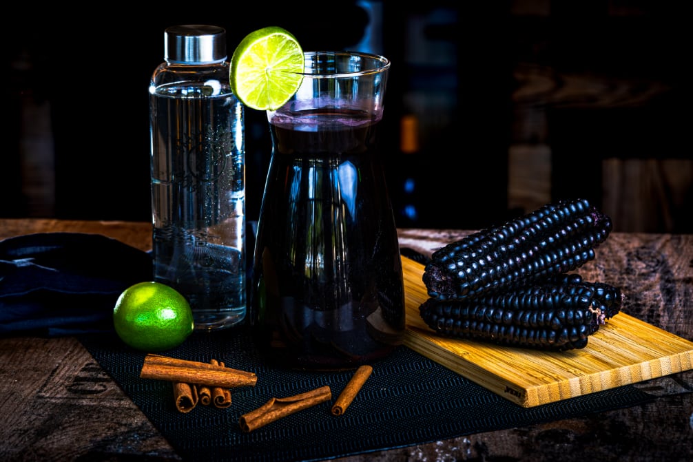 La chicha morada es uno de los usos más emblemáticos del maíz morado, un cultivo que ahora busca abrirse paso en nuevas categorías. (Foto: Pexels)
