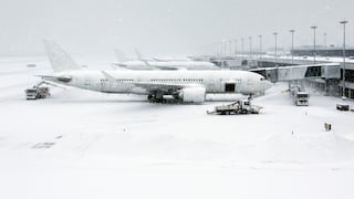 Miles de vuelos aéreos de EE.UU. perjudicados por tormenta invernal Gianna: qué aeropuertos registraron más cancelaciones y retrasos