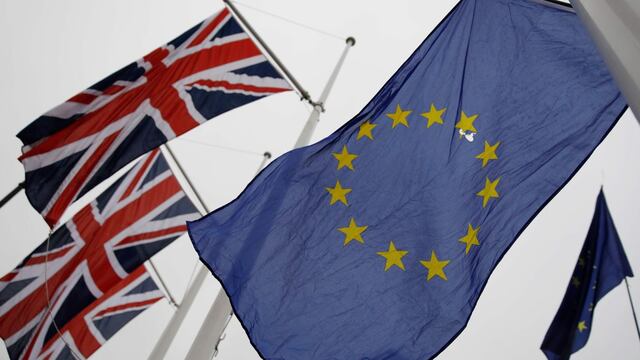 UE da a conocer planes para evitar Brexit caótico mientras chances de acuerdo disminuyen 