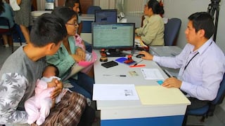 Registro de un hijo en Reniec: ¿puede llevar el apellido materno primero y luego el paterno?