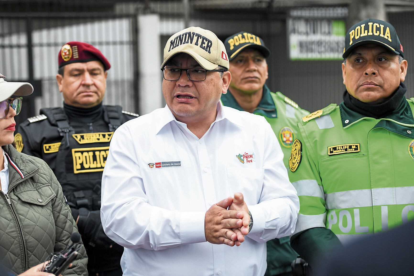 Juan Santiváñez, un ministro del Interior que más que luchar contra el crimen ha hecho de defensor de Dina Boluarte, según sus críticos.