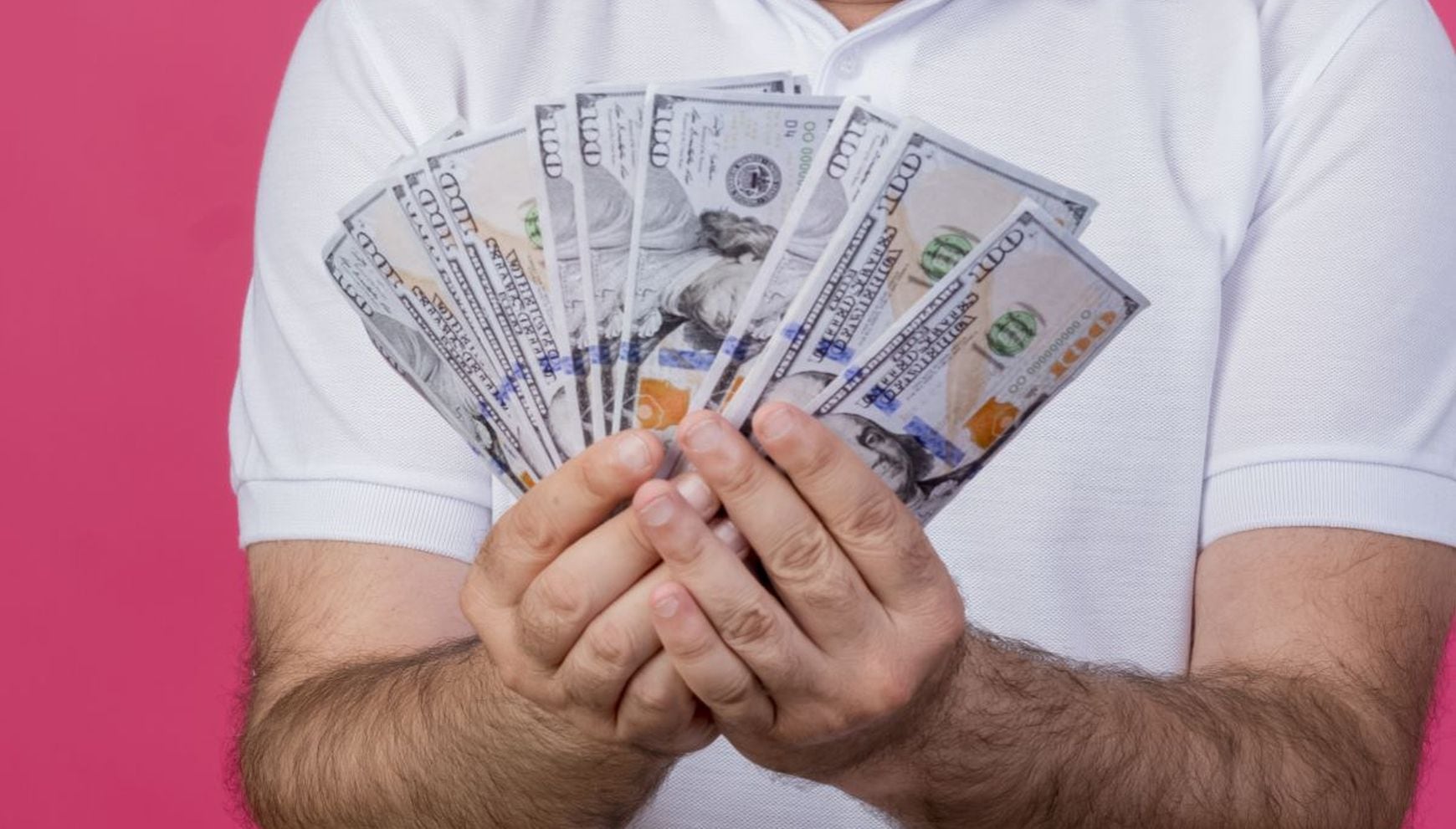 El monto que recibe cada persona depende de sus ingresos durante la vida laboral, los años cotizados y la edad en la que solicita la jubilación (Foto: Magnific)