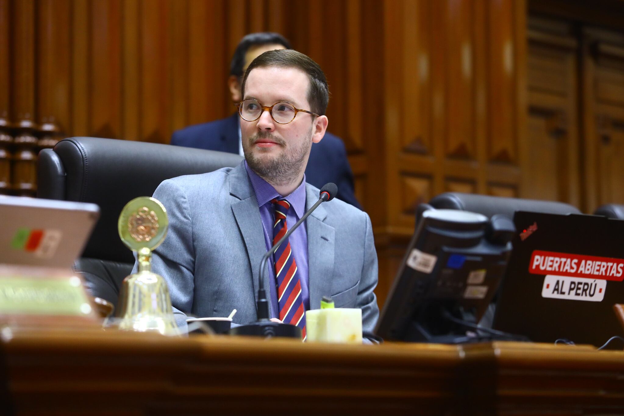 Alejandro Cavero, tercer vicepresidente del Congreso, defendió el bono de S/ 1,700 por Navidad. (Foto: Congreso)