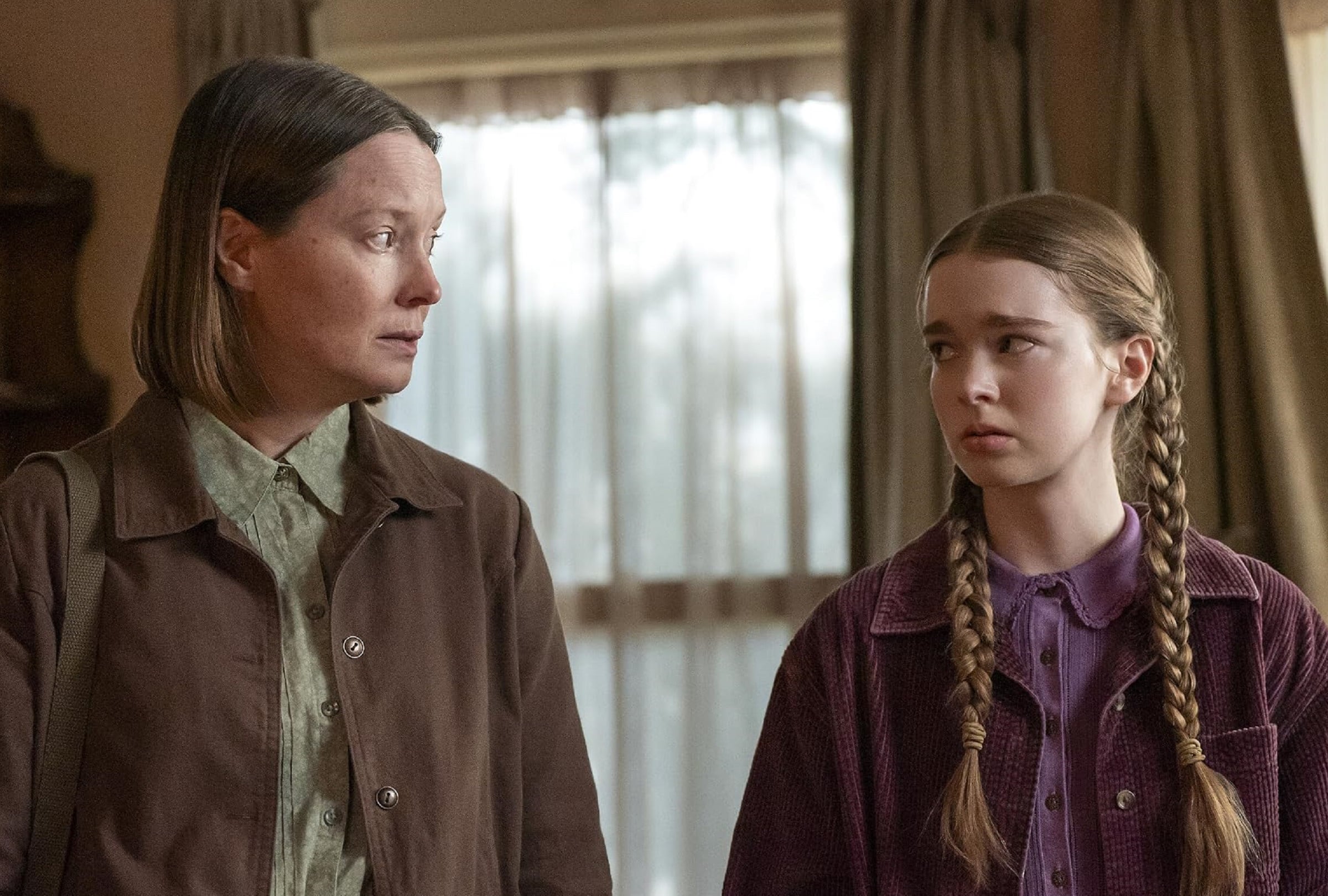 Samantha Sloyan interpreta a Margaret White y Summer H. Howell interpreta a Carrie White en la miniserie "Carrie", dirigida por Mike Flanagan (Foto: Intrepid Pictures/ Red Room Pictures/ Amazon MGM Studios)