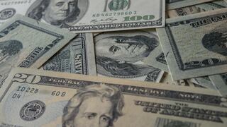 Dólar reanuda ascenso tras sólido informe de ventas minoristas en EE.UU.