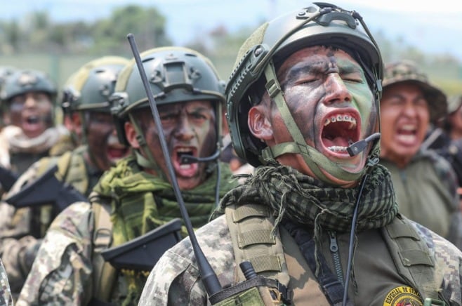 Pensiones a militares. | Andina