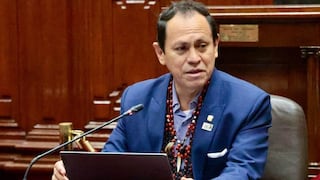 Segundo Montalvo pide al Congreso debatir informe que propone suspenderlo por 60 días