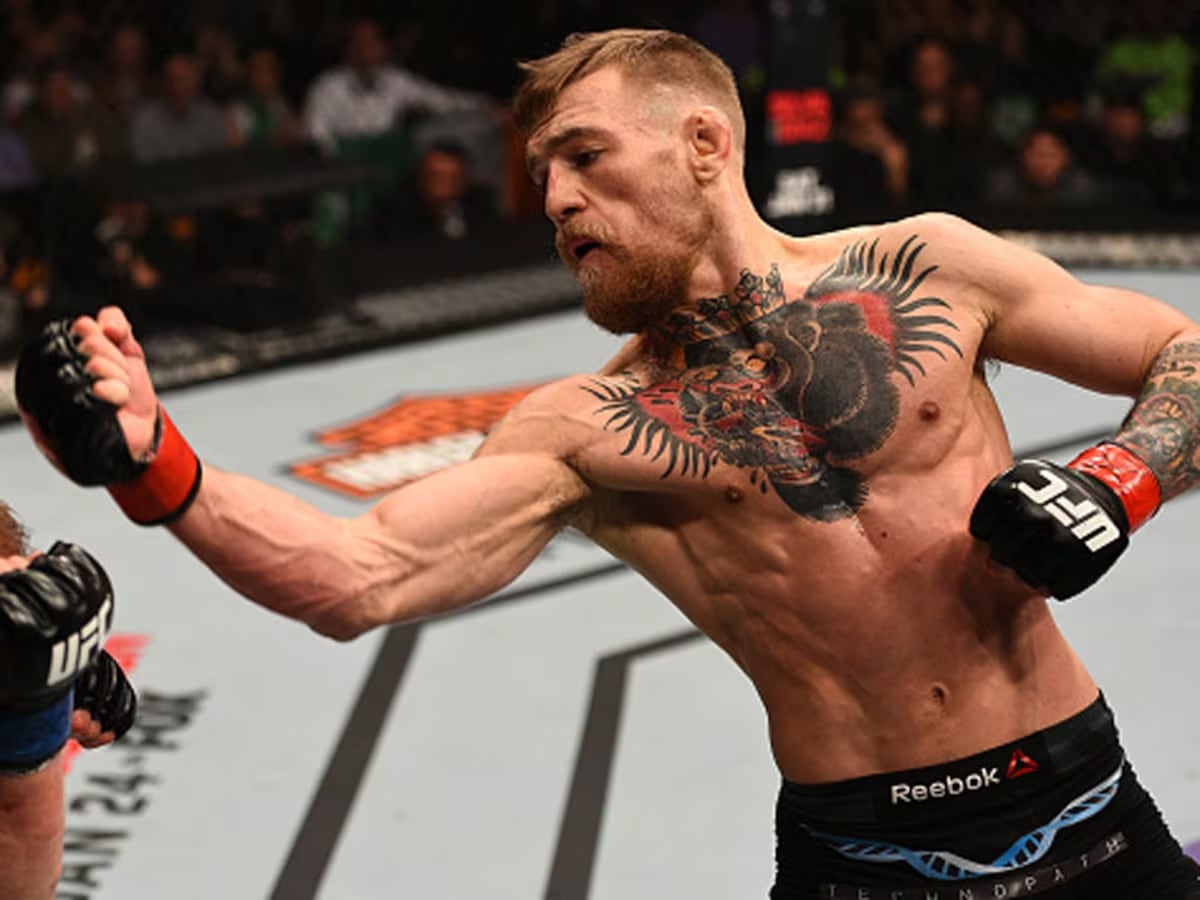 A mediados de la década del 2010, Reebok llegó al fitness y las disciplinas de alta exigencia, con alianzas como CrossFit y la UFC, que devolvieron coherencia a su propuesta de performance. Foto: UFC / difusión