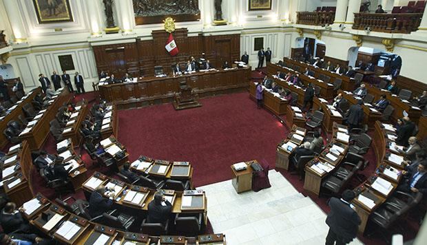 Presidente del TC se pronuncia ante la no reelección de congresistas. (Foto: GEC).