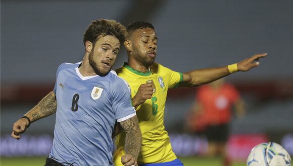 Uruguay vs Brasil se enfrentan por la fecha 4 de las Clasificatorias Conmebol 2026 (Foto: Matilde Campodonico / AFP)