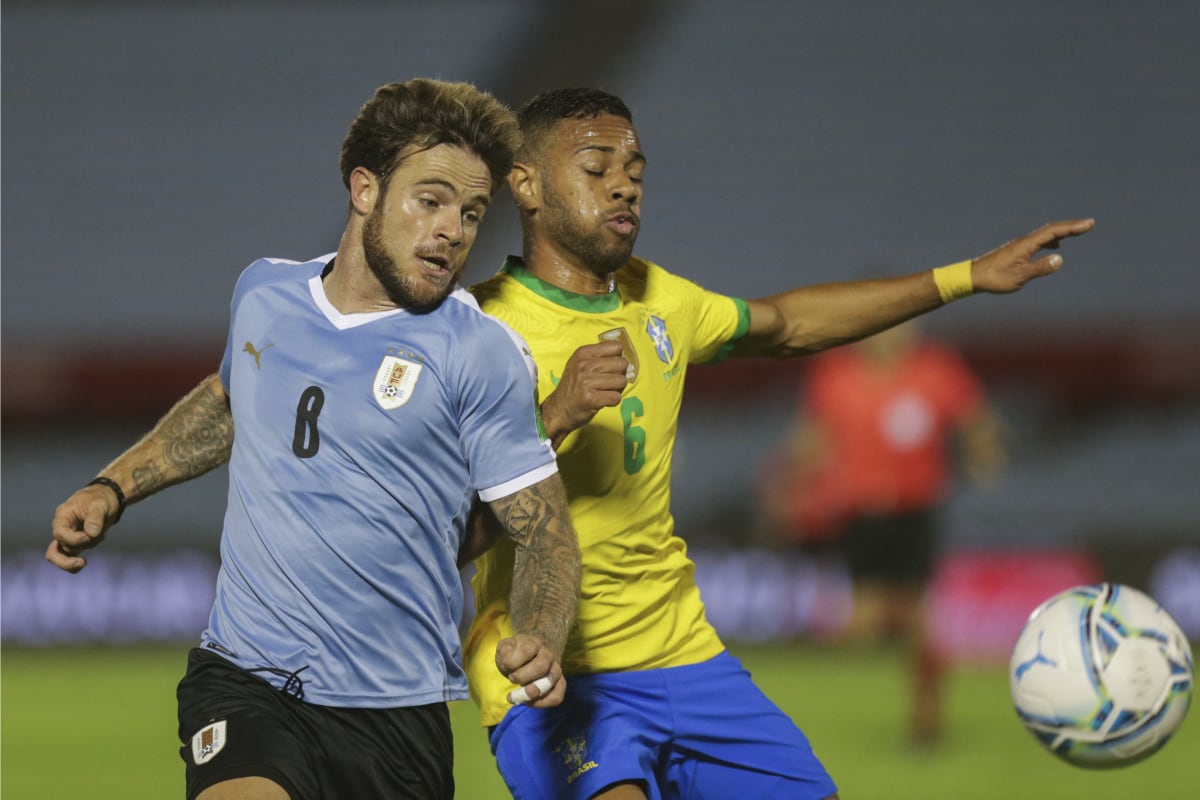 Uruguay vs Brasil se enfrentan por la fecha 4 de las Clasificatorias Conmebol 2026 (Foto: Matilde Campodonico / AFP)