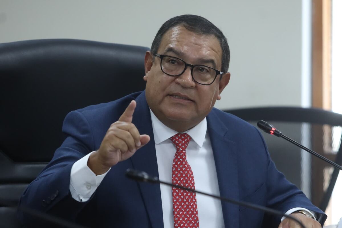 Alberto Otárola indicó que secretario de palacio sabía del estado de salud de la presidenta tras su cirugía. (Foto: Congreso)