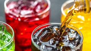 OMS recomienda aumentar impuestos al alcohol y bebidas azucaradas