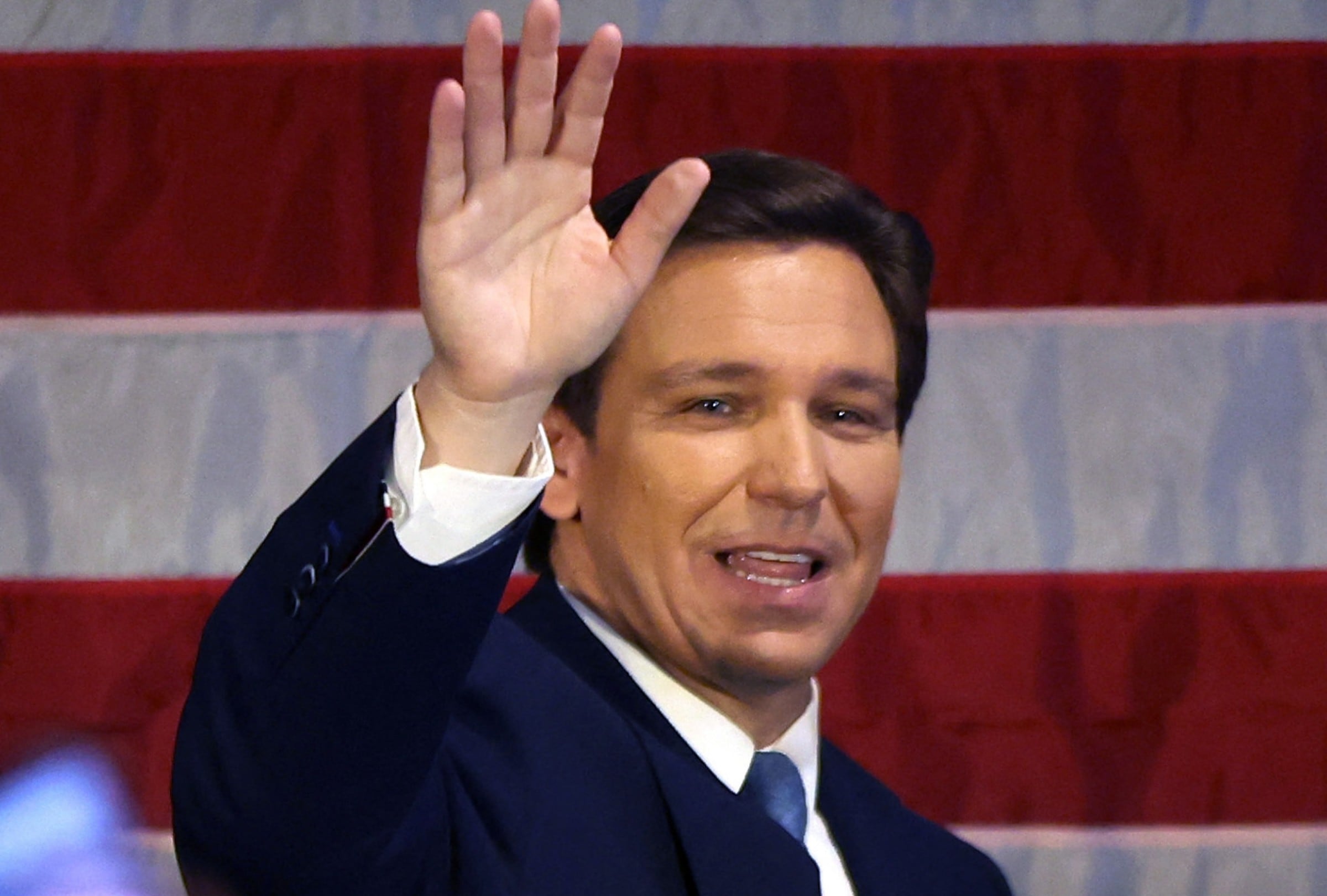 La nueva ley firmada por Ron DeSantis ha ocasionado polémica en la comunidad inmigrante. (Crédito: AFP)