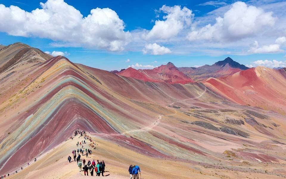 La montaña fue por muchos años un destino que casi no era visitado. Pero eso cambió en el 2016, cuando las redes sociales crearon un furor por un tipo de turismo que persigue la foto perfecta. (Fotos: Municipalidad de Cusipata)