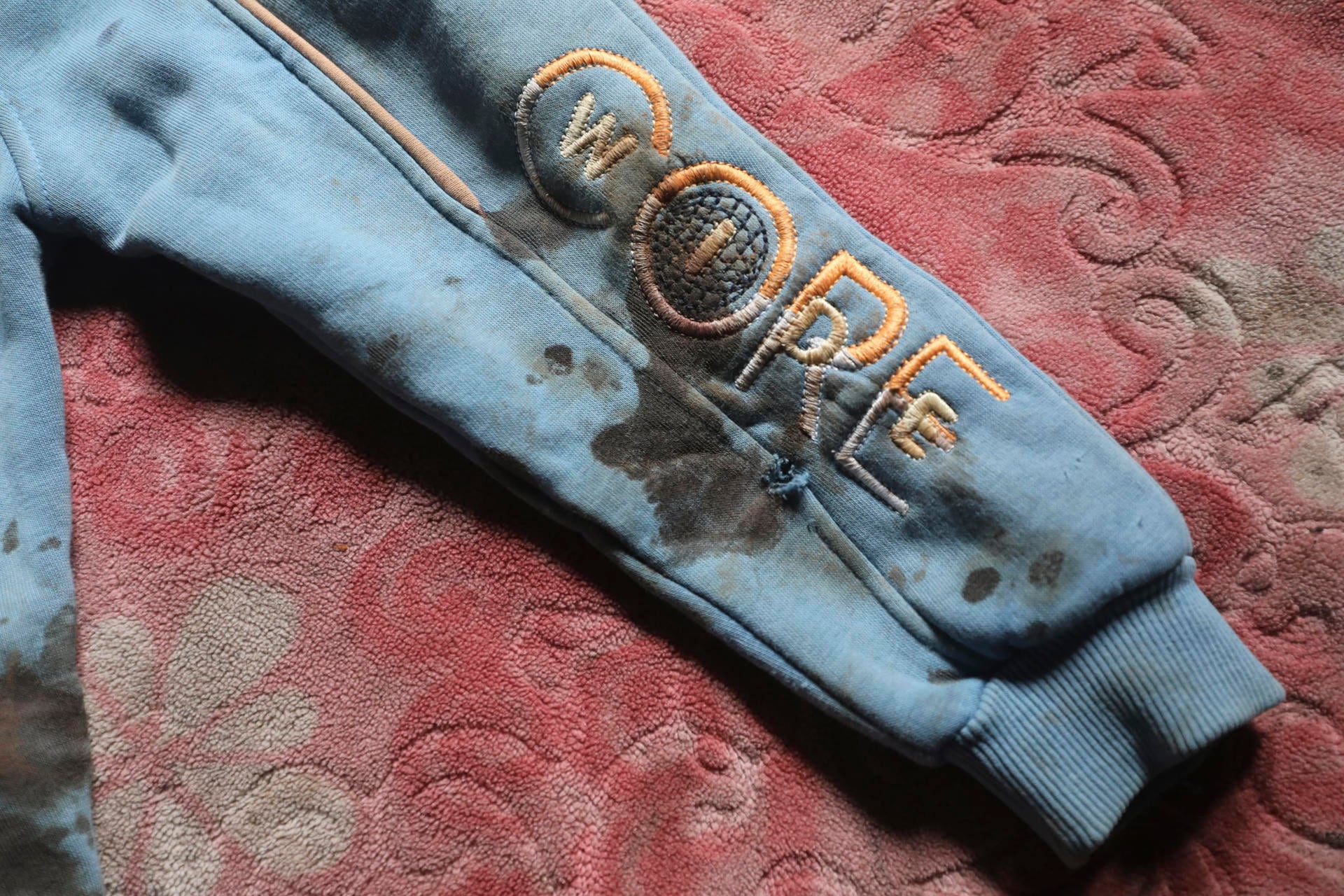 Se estima que unos 73,000 palestinos, en su mayoría civiles, han perdido la vida tras ataques militares de Israel a Gaza y Cisjordania ocupada. Foto: EFE/Ahmad Awad