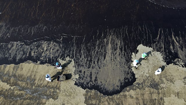 Comisión del Congreso concluye que no hay planes de rehabilitación por derrame de petróleo en Ventanilla