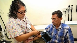 Un millón de latinos pueden perder su seguro médico en EE.UU. si desaparece Obamacare
