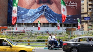 Guerra en Irán deja intacta a la república islámica y a una oposición dividida