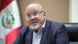 Bruce sobre serenos: Si armas no letales tienen éxito luego podríamos darles pistolas paralizadoras