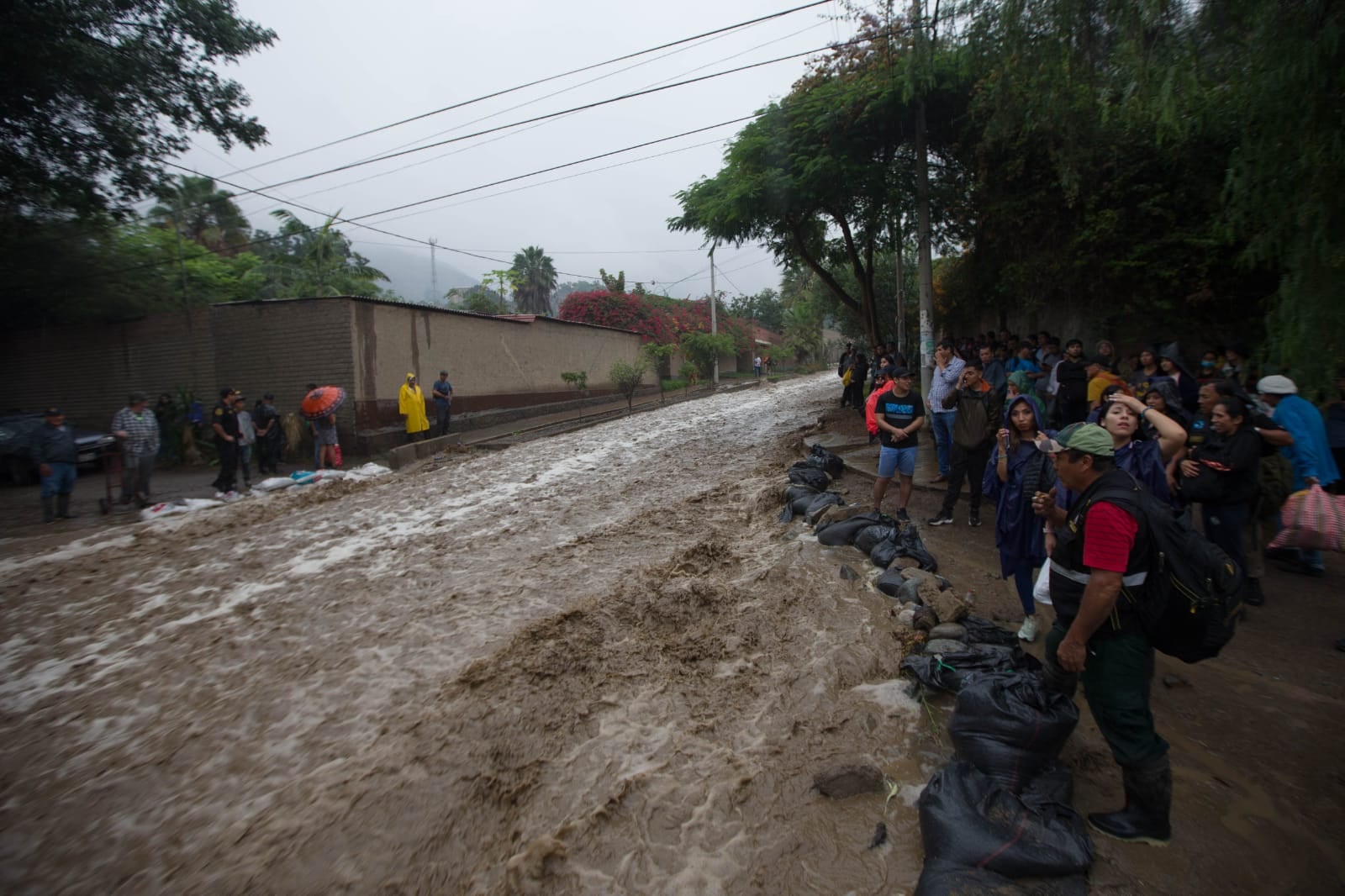 Advierten posible activación de quebradas en Lima ante lluvia intensa. Fotos: Andrés Paredes / @photo.gec