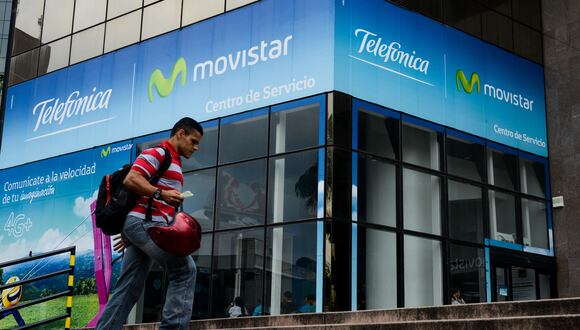 Según el Osiptel, Teléfonica se ha convertido en la empresa más multada de los últimos cinco años en el sector de telecomunicaciones. (Photo by FEDERICO PARRA / AFP).