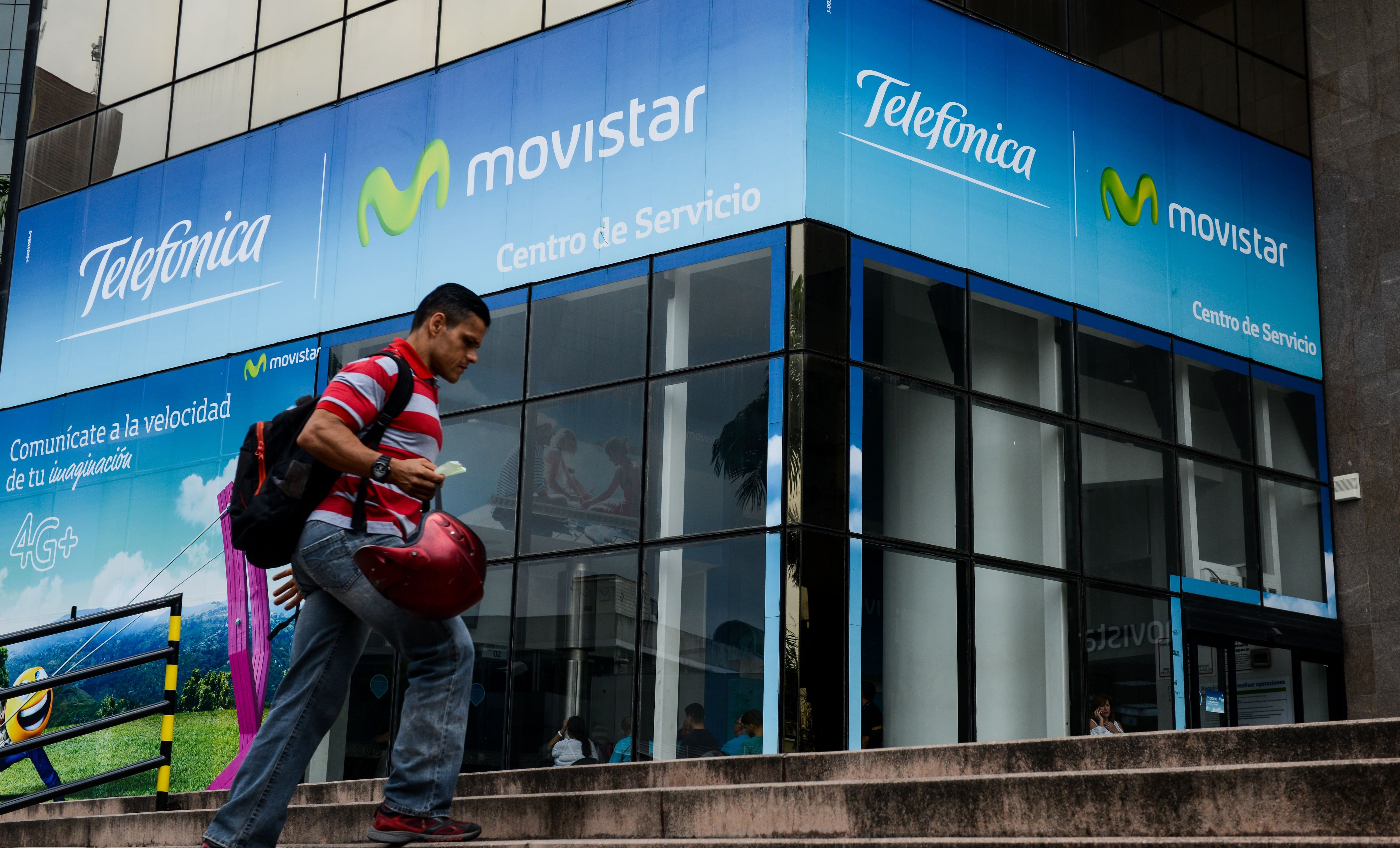 Según el Osiptel, Teléfonica se ha convertido en la empresa más multada de los últimos cinco años en el sector de telecomunicaciones. (Photo by FEDERICO PARRA / AFP).