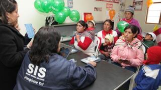Alrededor de 500 mil peruanos dejarán de tener seguro gratuito y pagarán S/ 39 al mes