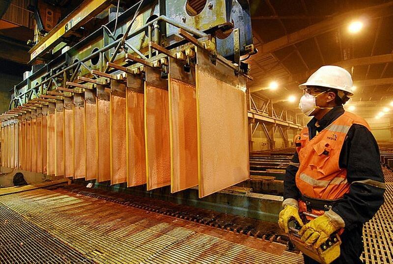 Southern Perú mantiene el foco en cobre con tres proyectos mineros y uno metalúrgico.