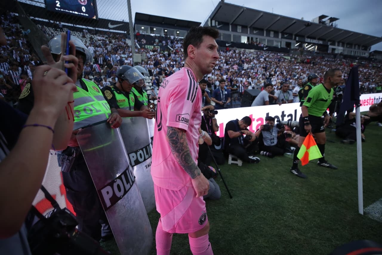 Alianza Lima enfrentó al Inter Miami de Lionel Messi en la Noche Blanquazul. El cuadro peruano ganó 3-0. (Foto: Jesús Saucedo / GEC)