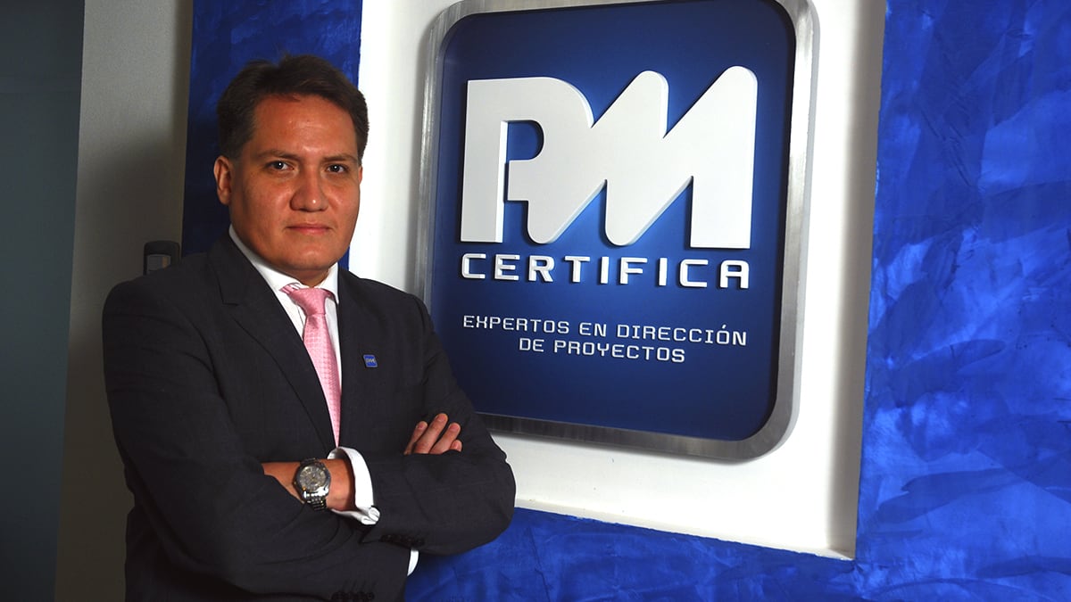 PM Certifica: Formación y certificación en dirección de proyectos con enfoque global.