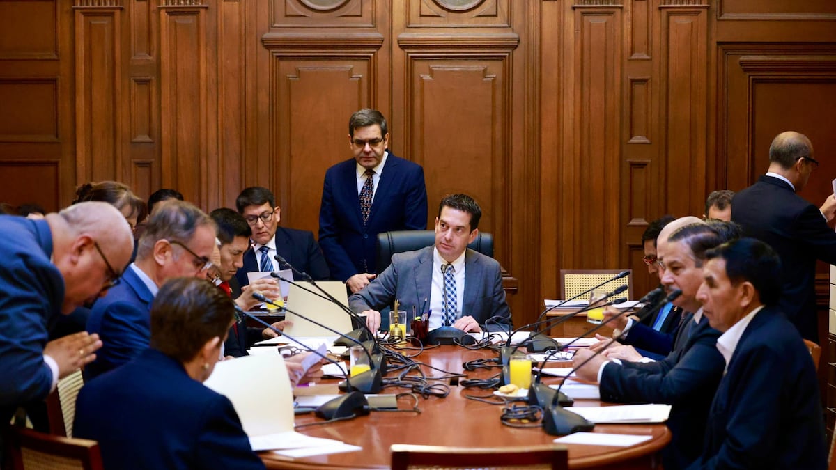 Senado verá este miércoles viaje de Keiko Fujimori a EE.UU y ratificación de Velarde al BCR