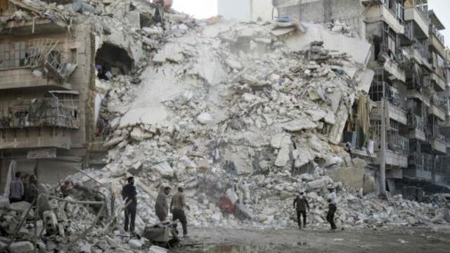 Siria: Rusia suspenderá bombardeos durante ocho horas el jueves en Alepo