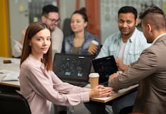 Obligarían a grandes empresas a contratar a un profesional, ¿de qué carrera?