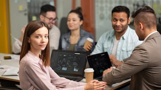 Obligarían a grandes empresas a contratar a un profesional, ¿de qué carrera?