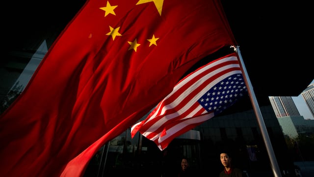 EE.UU. sanciona a cientos de empresas, varias chinas, por ayudar a Rusia; Pekín responde