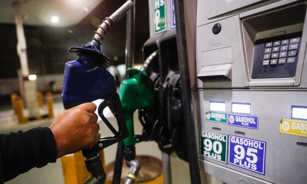 El segundo producto con mayor incremento de precios fue el gasohol, que subió en 8.36%. (Imagen: Andina)