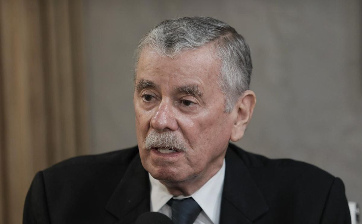 Desde el Congreso, Fernando Rospigliosi exige la aplicación obligatoria de la Ley 32107 y advierte sanciones.Foto: Joel Alonzo/ @photo.gec.