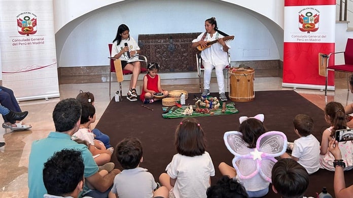 Espectáculos artísticos que permiten celebrar la peruanidad.